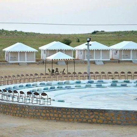 Desert Dream Royal Camp & Pool Jaisalmer Zewnętrze zdjęcie
